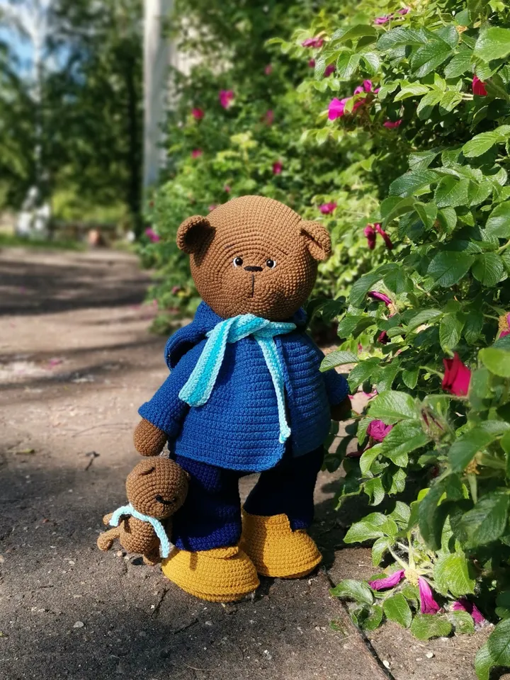 Crochet pattern teddy bear and crochet pattern clothes for bear 2 PDF files in English