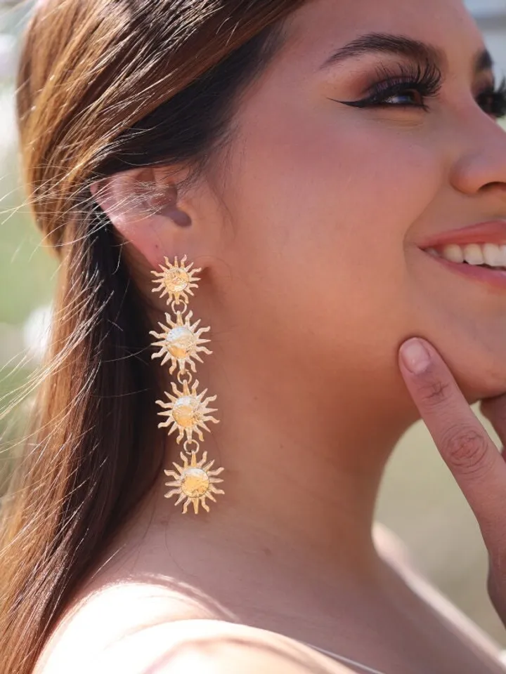 Extra Long Boho Wedding Earring For Bride, Celestial Gold Bridal Earrings, Statement Wedding Jewelry, Bridesmaid Gift, Sun Wedding Earrings