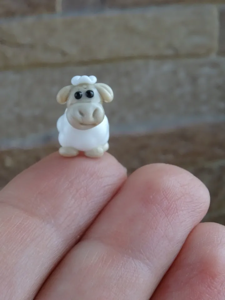 Sheep figurine Sheep gift Miniature sheep Sheep ornament Tiny glass animals Black sheep Miniature animals Terrarium figurines Glass figures