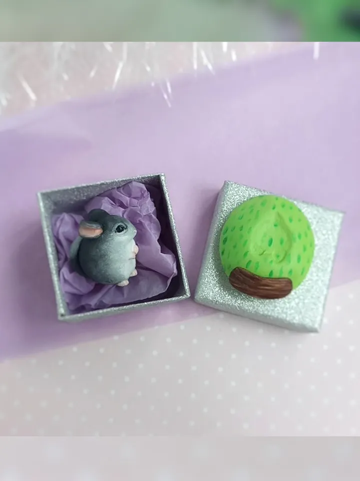 Handmade tiny chinchilla memorial figurine (US discount)