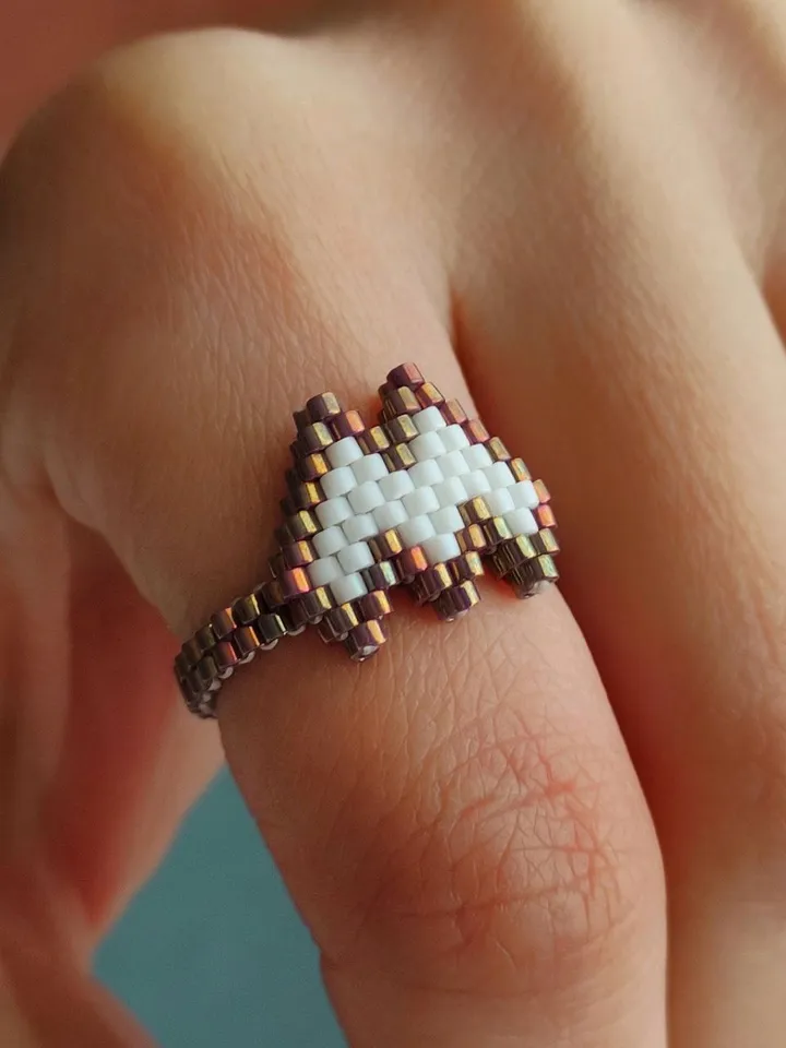 PDF tutorial - Beaded Wonder Woman ring