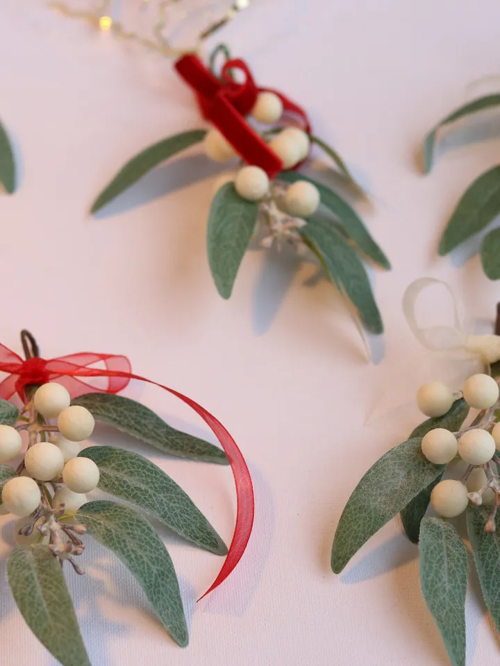 Mistletoe garland Christmas bunting Holiday Rustic Farmhouse Hanging Mistletoe decor