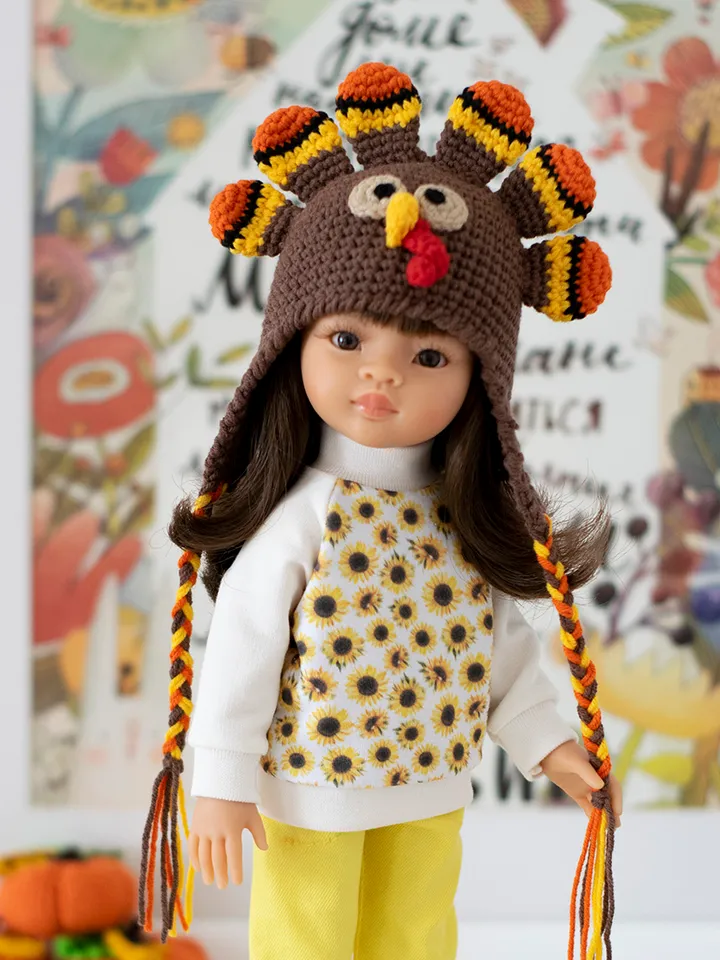 Crocheted Turkey hat for Paola Reina doll, Meadowdolls Dumplings, Little Darling, Siblies Ruby Red for Thanksgiving Day