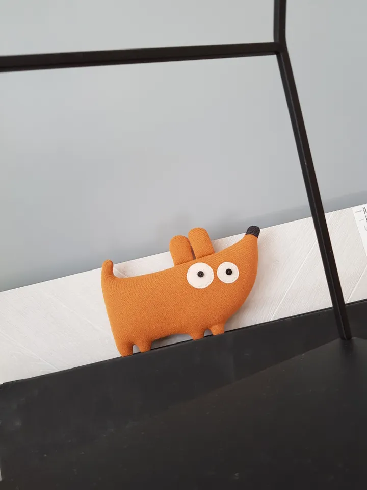Yellow Dog Sewing pattern PDF, digital tutorial in english, stuffed animal diy