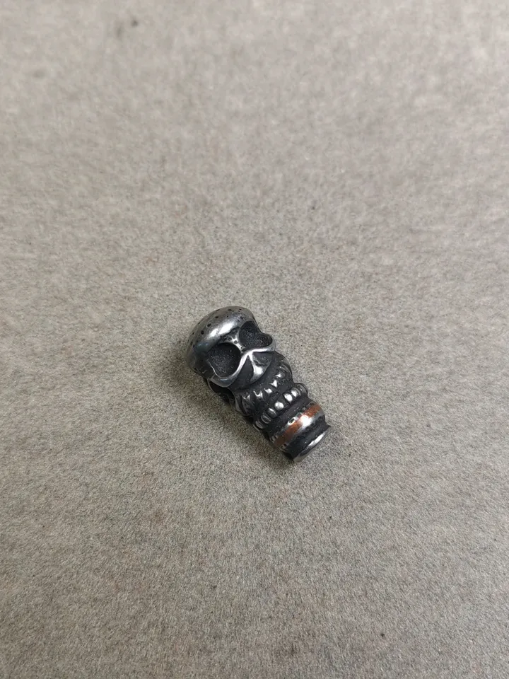 Gandhanra Tibetan Cold Iron Guru Bead,Skull Shape T-drilled 3-Hole Prayer Bead,Mala Bead,Connector Bead for Buddhist Bead Accessories