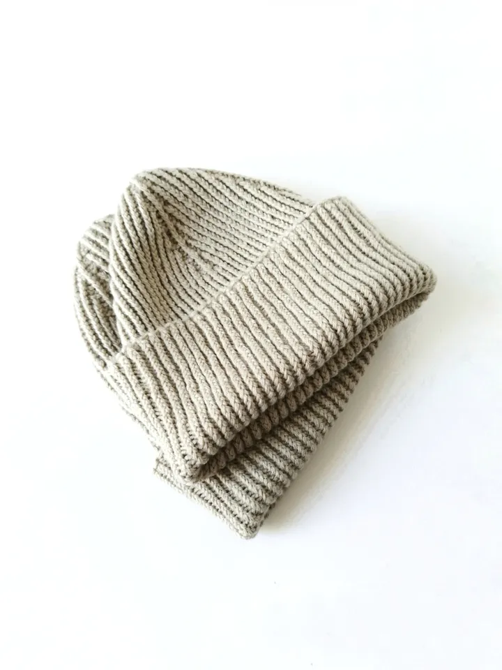 Handmade Merino Wool Men's Beanie: Ribbed Knit, Seamless Comfort, Fisherman Style, Cozy and Warm Hat with Fold-up Cuff. FREE SHIPPING!