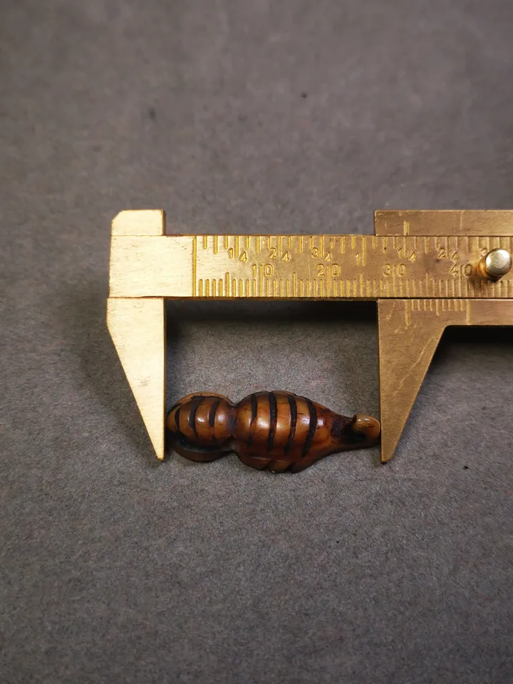 Gandhanra Handmade Tibetan Pendant Bead,Bone Carved Spacer Bead for Mala,Scorpion Guru of Padmasambhava Amulet