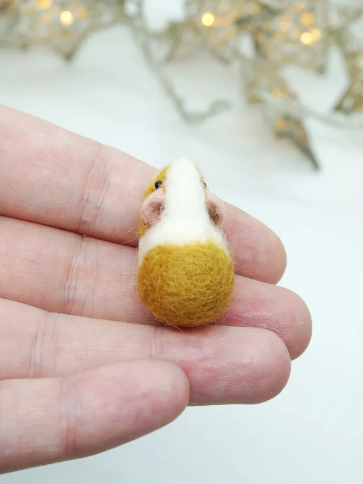 Tiny needle felted guinea pig, bicolor guinea pig, miniature pet, made to order