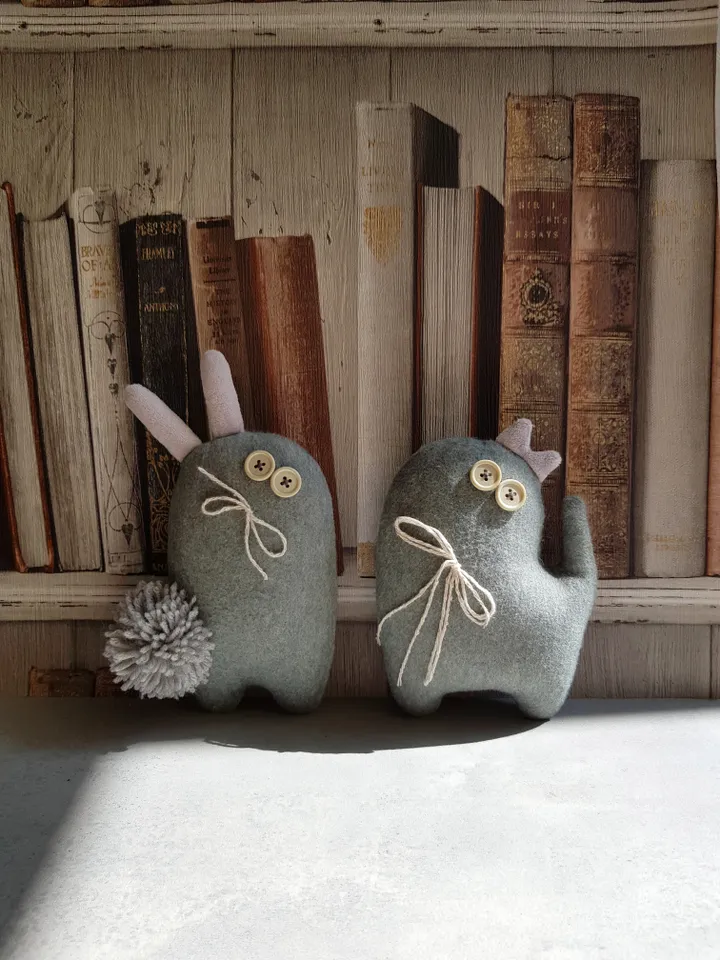 Easter Bunny sewing pattern PDF, digital tutorial in english, stuffed animal diy