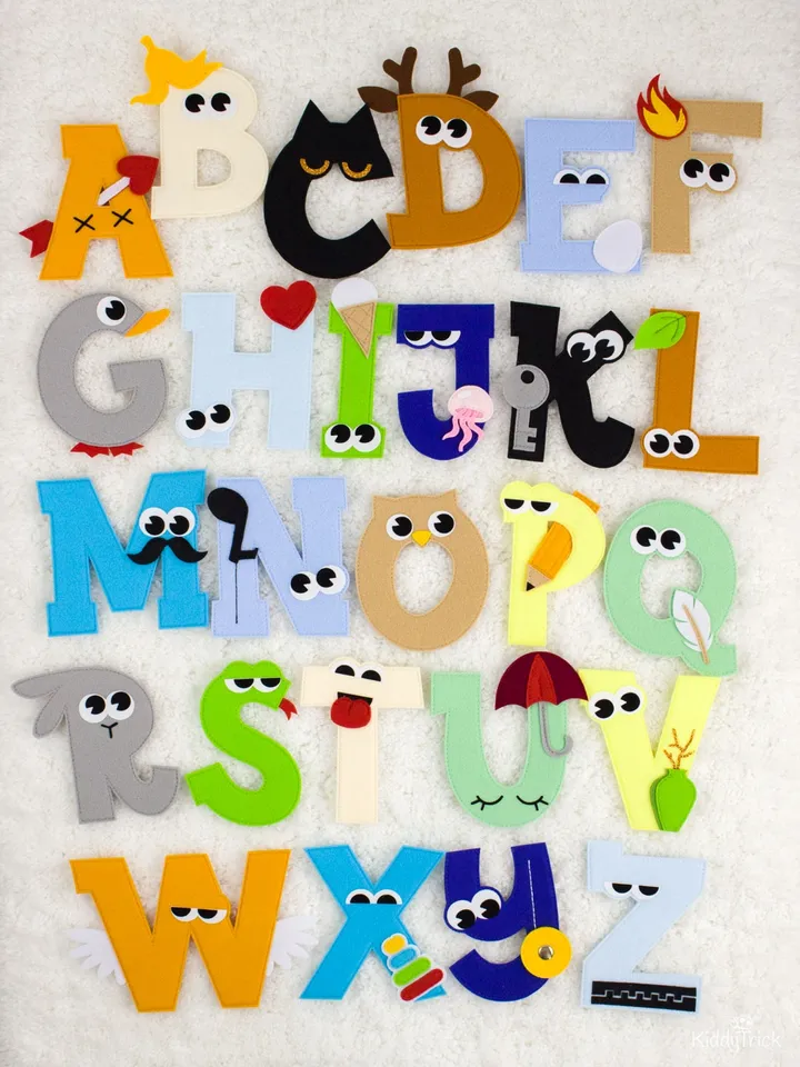 Felt English Alphabet with Eyes - Sewing Patterns