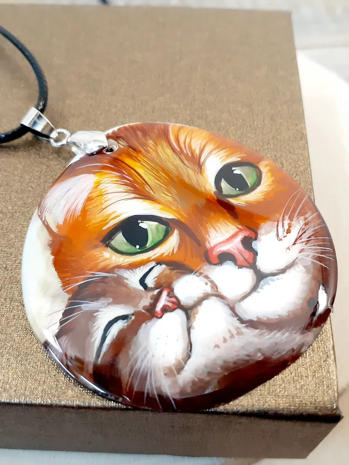 Beautiful Pendant"Cat and kitten" Hand-painted,Russian jewelry,Art gift,Mother-of-pearl hand-painted,Miniature painting, Art Gift