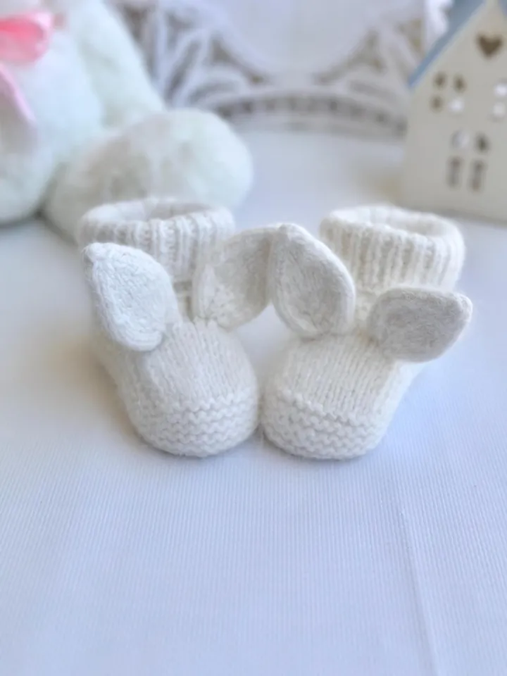 Easy Baby Rabbit Ears Booties Knitting Pattern & Tutorial - 0-3M PDF Download ENG