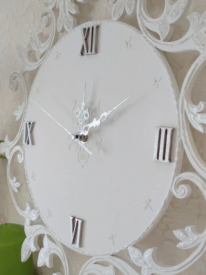 Small white wall clock with silver ornaments in vintage style Silent clock for bedroom, living room or nursery Gift for Christmas, Birthday, Mother's Day, Wedding, Housewarming