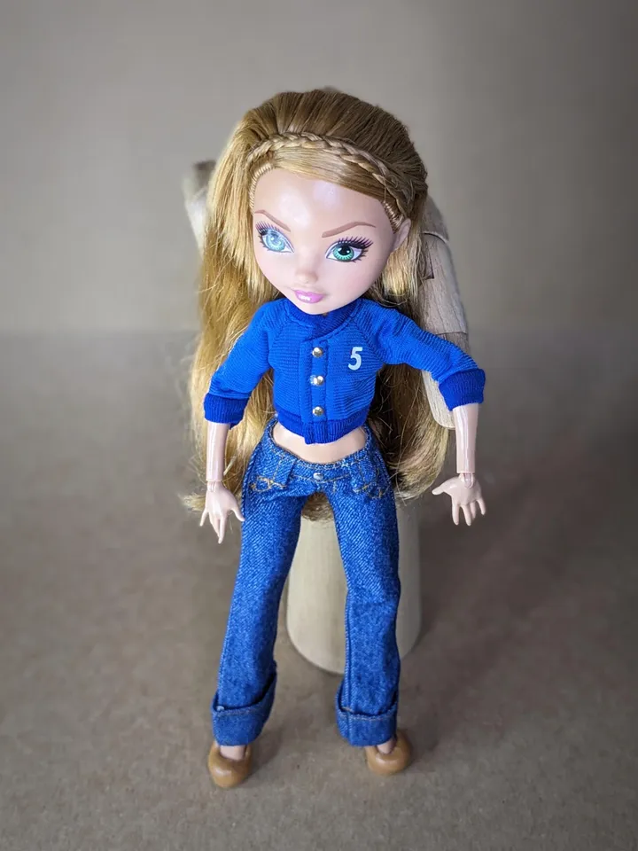 Blue jacket or jeans for 10.5-inch female dolls (MH, EAH)