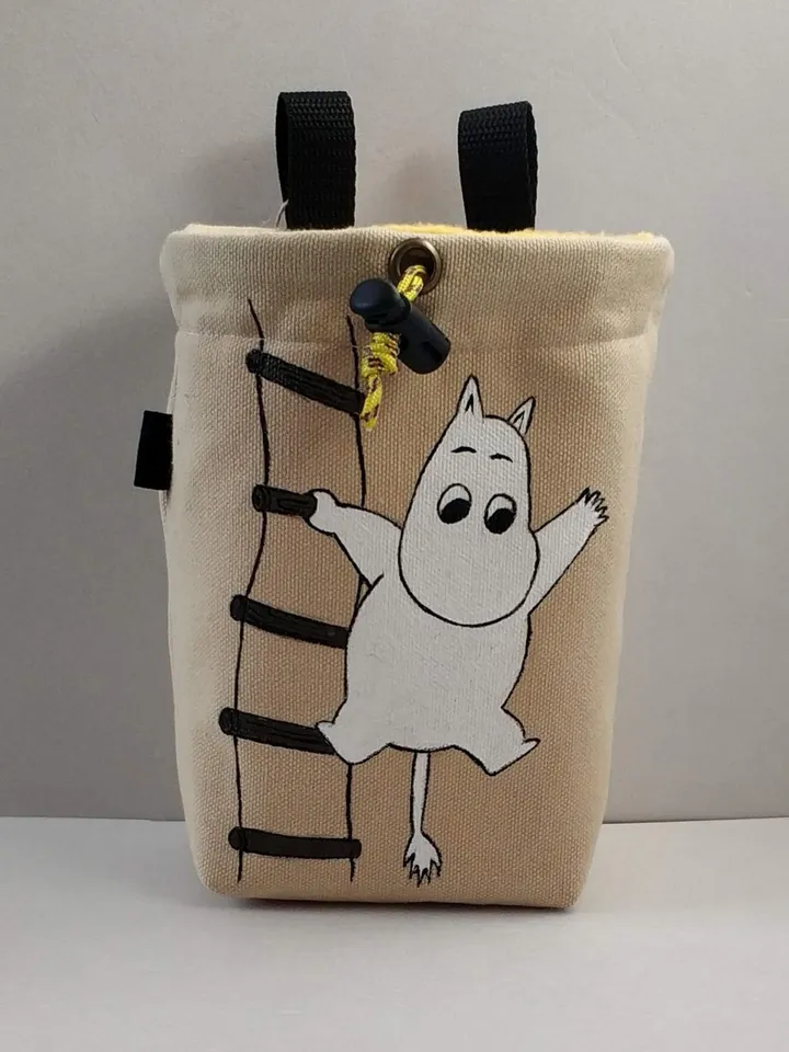 The Mummy troll rock climbing chalk bag for climber