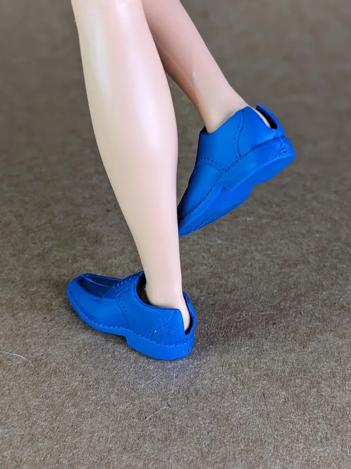 Classic tapered toe blue shoes for 1/6 scale male dolls