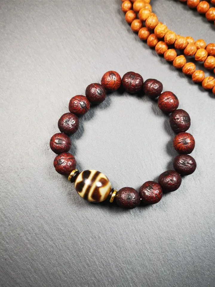 Gandhanra Unique Tibetan Dalo Dzi Bead Bracelet(30 Years Old), Tiger Tooth Dzi with Old Bodhi Beads,,Fit for 15-19cm Wrist