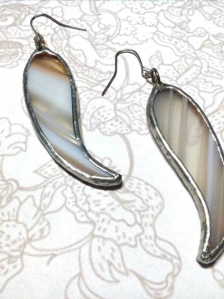 Wavy earring, simple stained glass earrings, transparent curle earrings, kawaii Dangle earrings