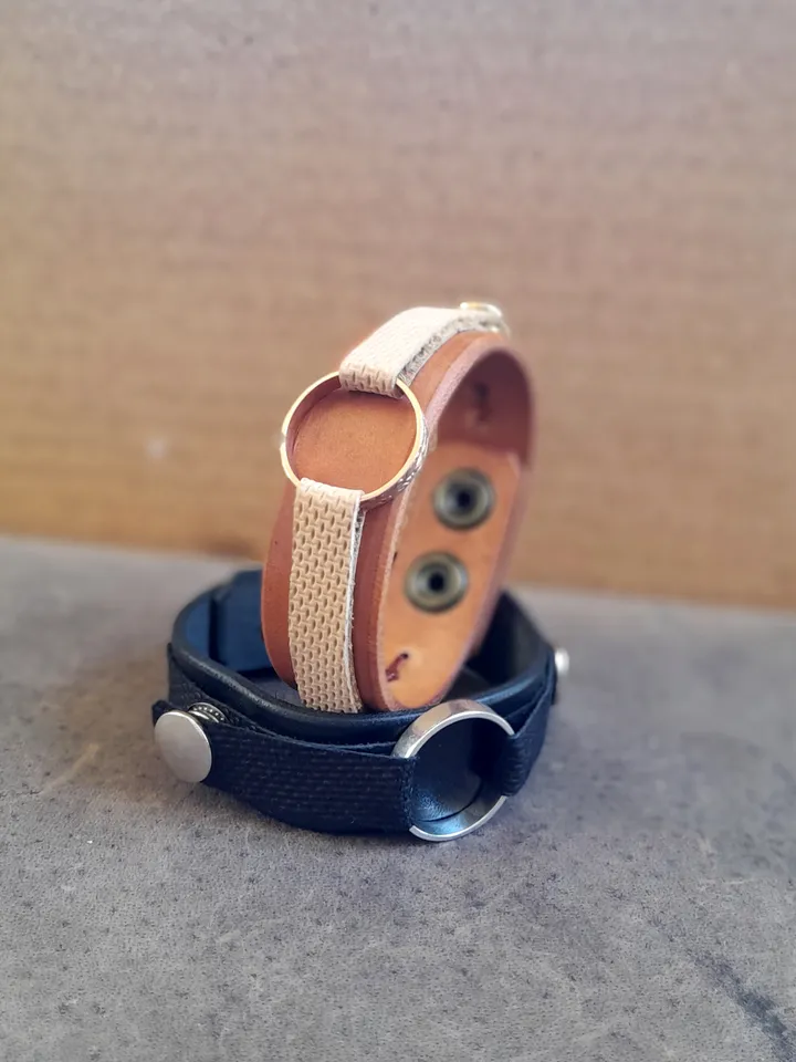 Adjustable Grief Bracelet, Handmade Leather Widow Bracelet, Wear a ring bangle, Free Custom Secret Message - Ring NOT included