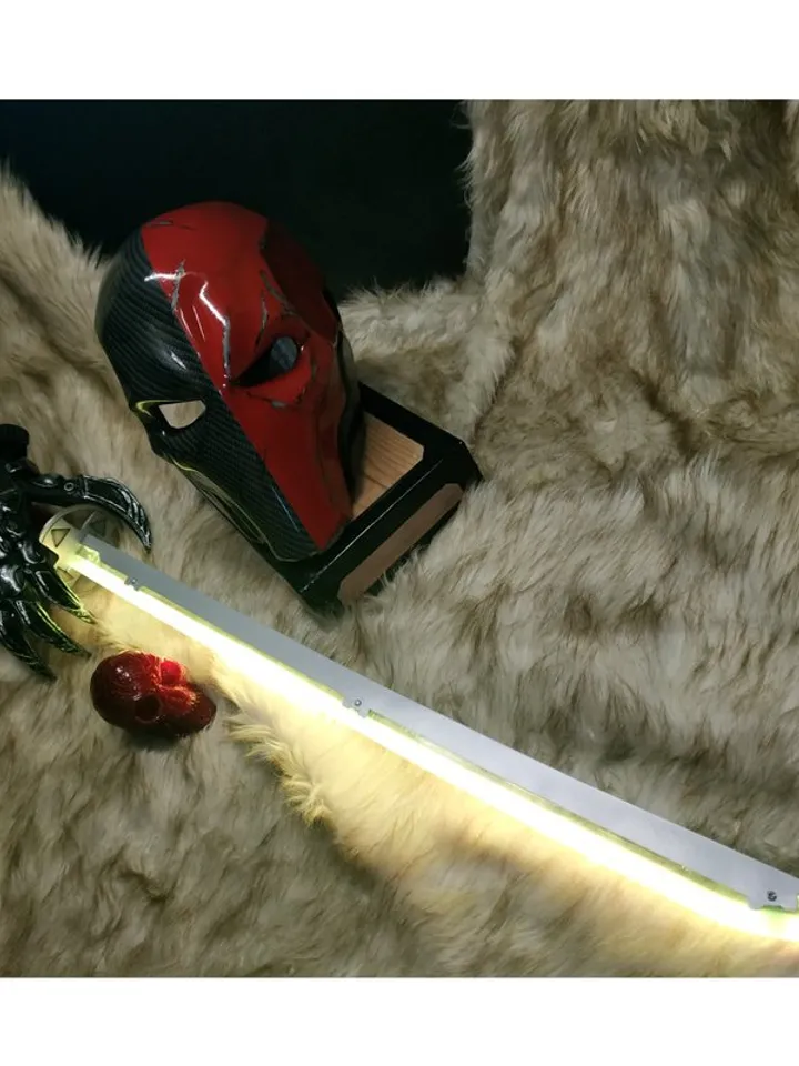Anime katana - Demon Slayer inspired - cosplay sword - Kamado - Tanjiro - light
