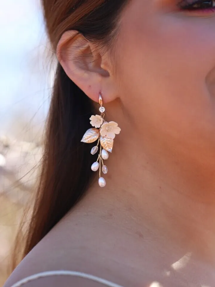 Champagne Gold Porcelain Flower Wedding Earrings, Pearl Statement Floral Wedding Earrings, Swarovski Crystal Bridal Earrings, Boho Jewelry
