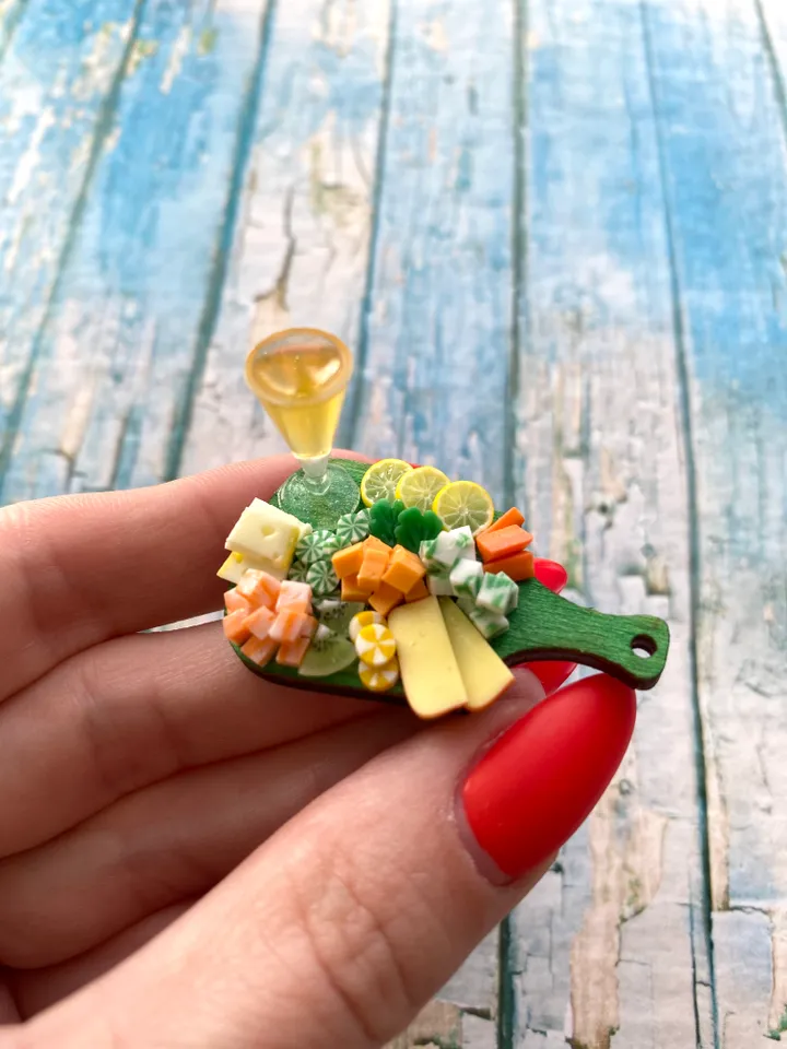 Magnet Miniature St Patrick Day Board with Polymer clay Souvenir