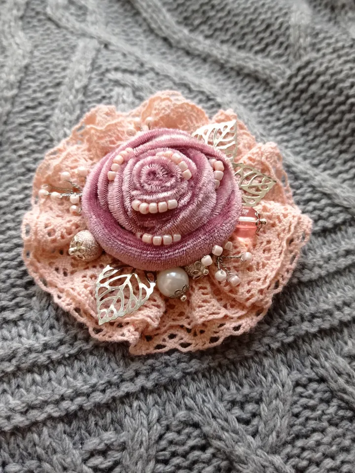 Pink brooch-pin