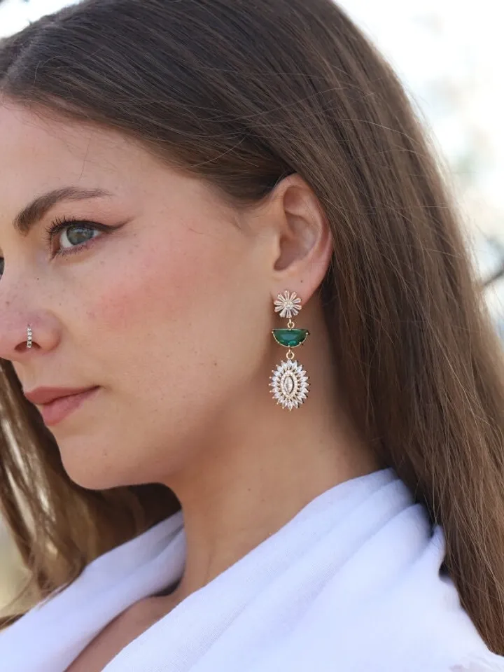 Flower Art Deco Bridal Earrings, Emerald Green Gatsby Wedding Earrings, Swarovski Diamond Boho Bridal Earrings, Vintage Statement Jewelry