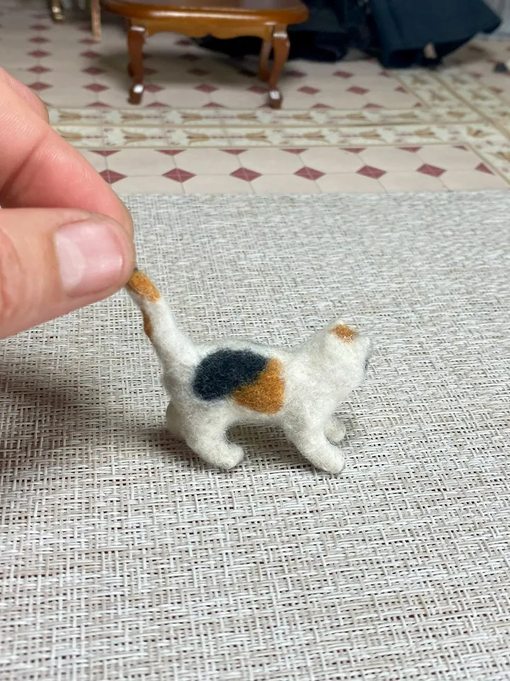 Cat for a dollhouse. Animal for a doll. Miniature cat. 1:12. Handmade.