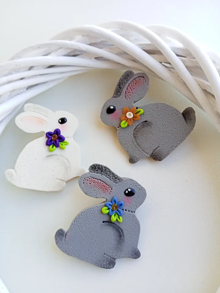 Bunny brooch/Little Bunny Brooch/Cute bunny birthday's gift/Children's brooch/Animal gift/Polymer clay bunny brooch/Brooch on the hat
