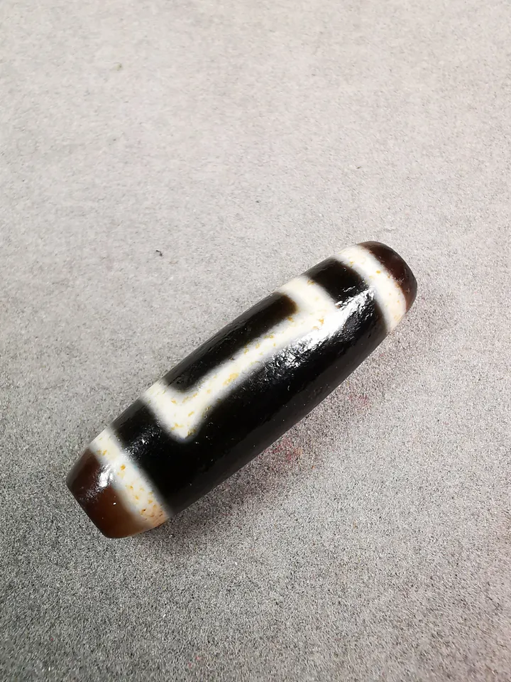 Gandhanra Tibetan Heaven & Earth Dzi Bead,Tibetan Chung,Protective Amulet,Small Size 35*10 mm