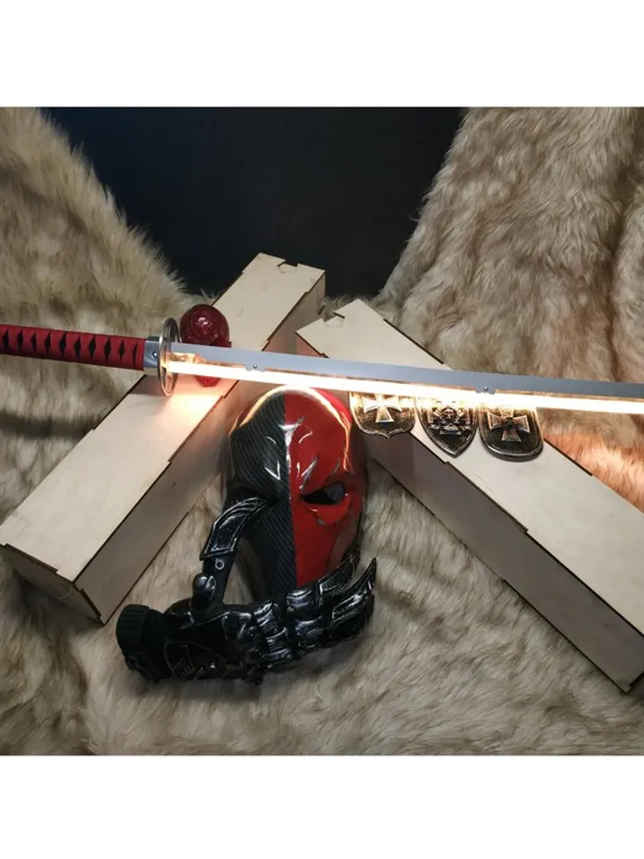 Anime katana - Demon Slayer inspired - cosplay sword - Kamado - Tanjiro - light