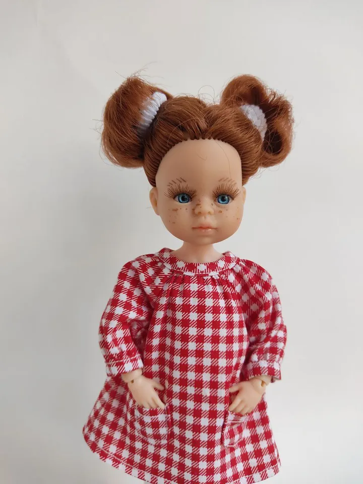 PDF sewing pattern for mini Paola Reina dolls.