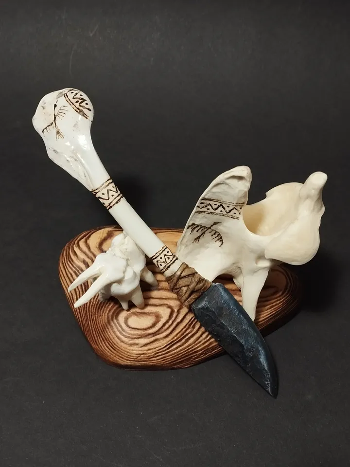 Knife of vulture bone