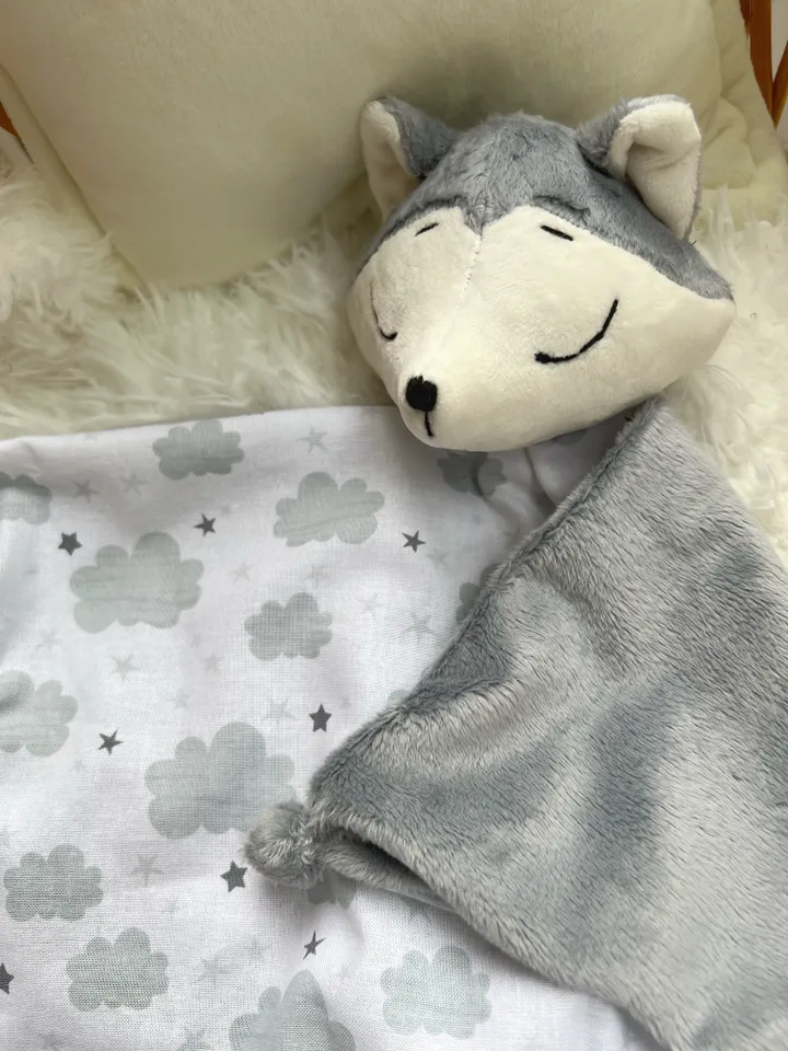 Baby lovey wolf comforter