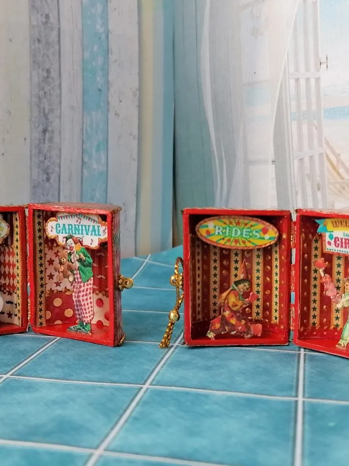 Circus for the dollhouse. Miniature circus. 1:12. Dollhouse miniature.