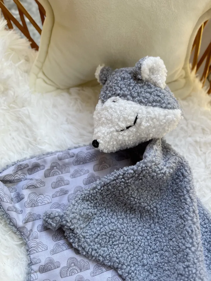Baby lovey wolf comforter
