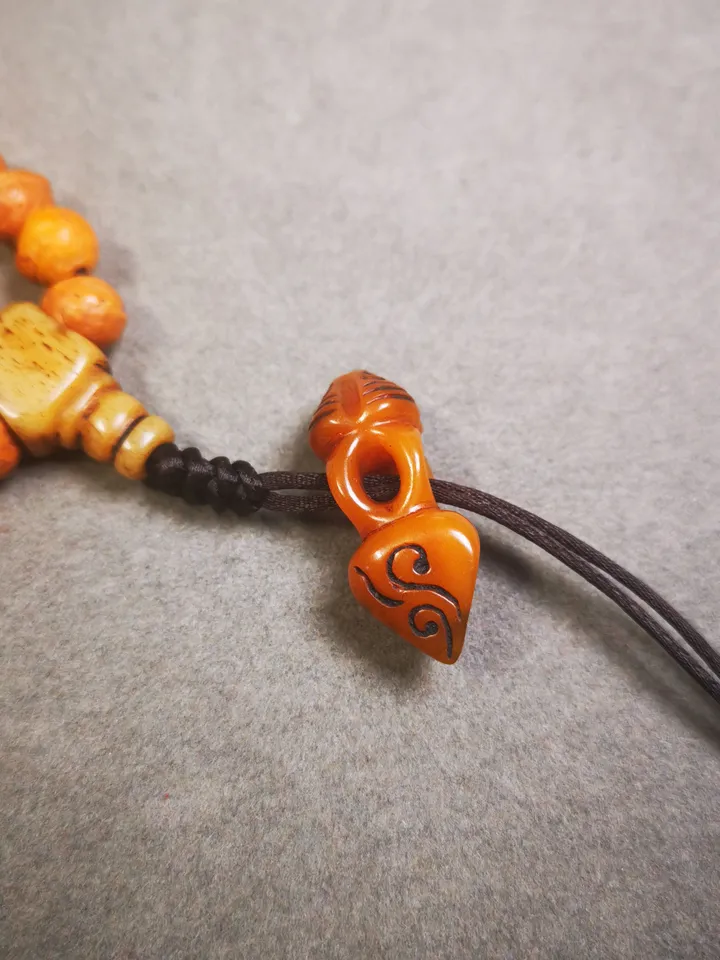 Gandhanra Handmade Tibetan Pendant Bead,Bone Carved Spacer Bead for Mala,Phurba Amulet,Prayer Beads Accessories