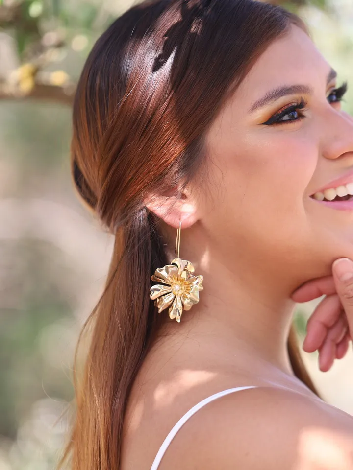 Art deco Wedding Earrings For Bride, Flower Vintage Bridal Earrings, Long Statement Earrings, Floral Bridal Earrings, Gold Wedding Jewelry