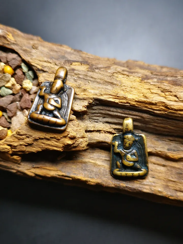Gandhanra Handmade Vajrapani Tibetan Mala Counter, Mala Pendant,Mantra Dot Prayer Beads Accessories,Made of Brass