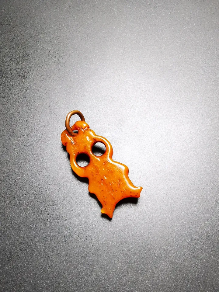 Gandhanra Tibetan Yak Bone Carved Amulet,Pirate Skull Pendant