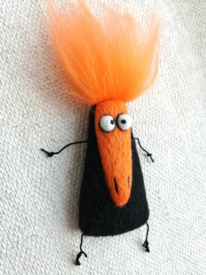 Funny black crow brooch Womens jewelry