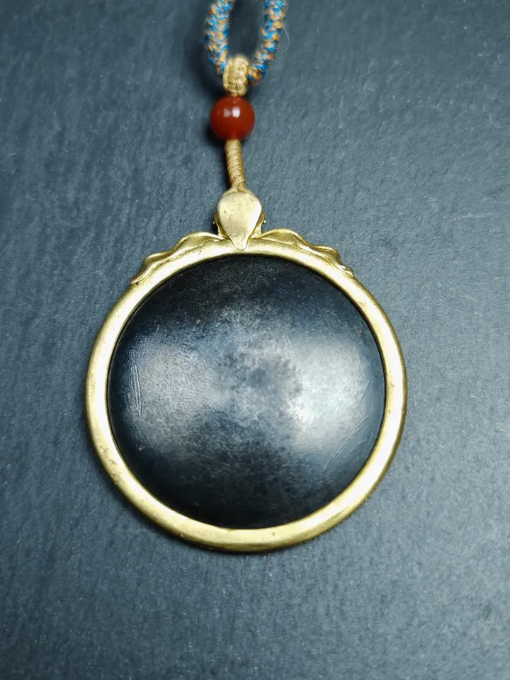 Gandhanra Handmade Tibetan Buddhist Amulet,Om Mani Padme Hum Badge Pendant, Mantra of Chenrezig, Protective Chram