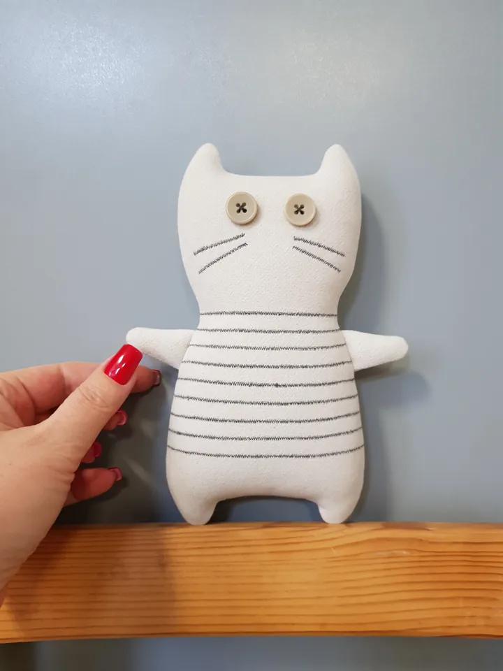 Cat sewing pattern PDF, digital tutorial in english, stuffed animal sewing diy