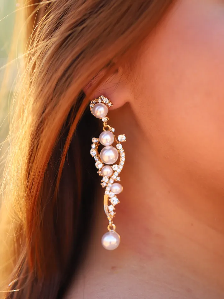 Boho Wedding Earrings, Champagne Gold Pearl Bridal Earrings, Swarovski Crystal Chandelier Wedding Earrings, Silver Statement Wedding Jewelry