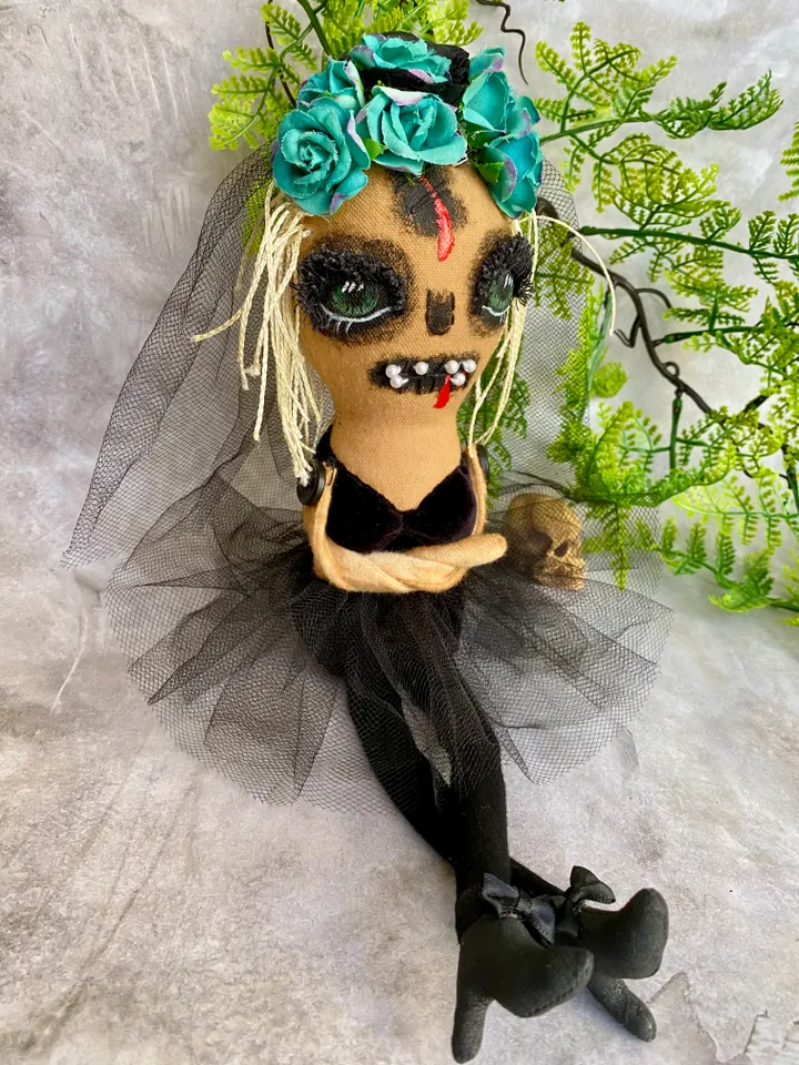 Creepy doll , Day of the Dead Doll, Halloween Rag doll , Calavera . Halloween home decor .