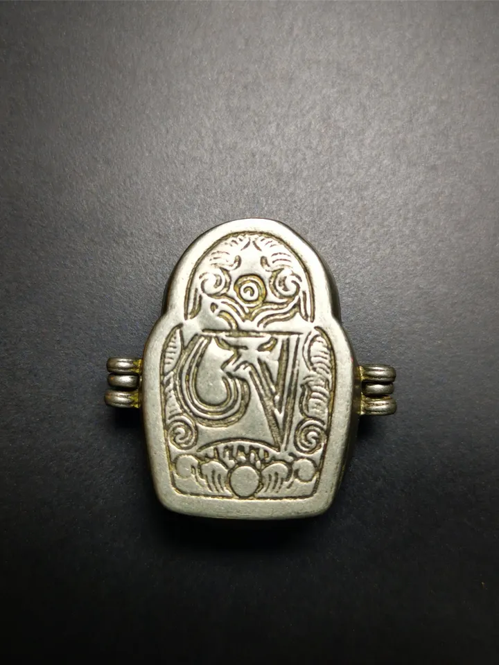 Gandhanra Antique Handmade Gau Ghau Shrine,Shri Devi,Drashi Lhamo,Zashi Lhamo ,Mini Tibetan Buddhist Altar Amulet Pendant