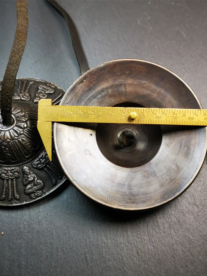 Gandhanra 9.5cm Tibetan Cymbals, Tingsha Bell,Buddhism Ritual Implement,Handmade in Nepal,Special Buddha Pattern