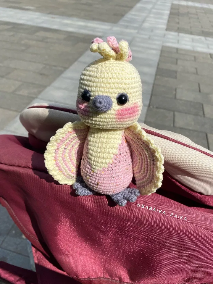 PDF Crochet Parrot Pattern, Amigurumi Bird, Crochet Bird Amigurumi Parrot Amigurumi animal Easy Pattern Keychain Pattern Small toy amigurumi