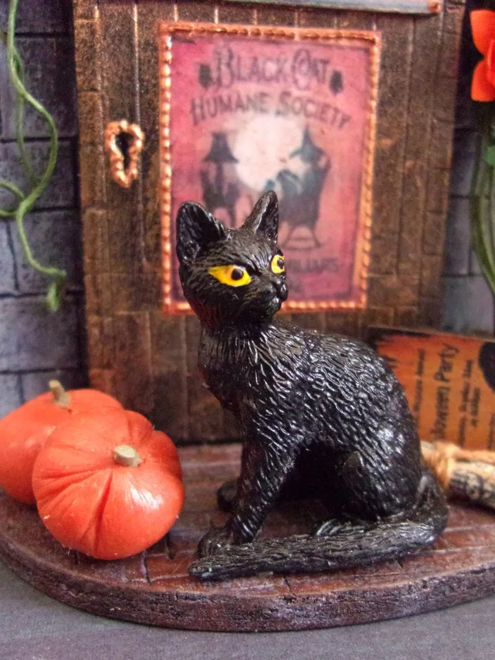 Interior miniature for dollhouse to fill dollhouse yard for halloween. 1:12. dollhouse miniature. handmade.